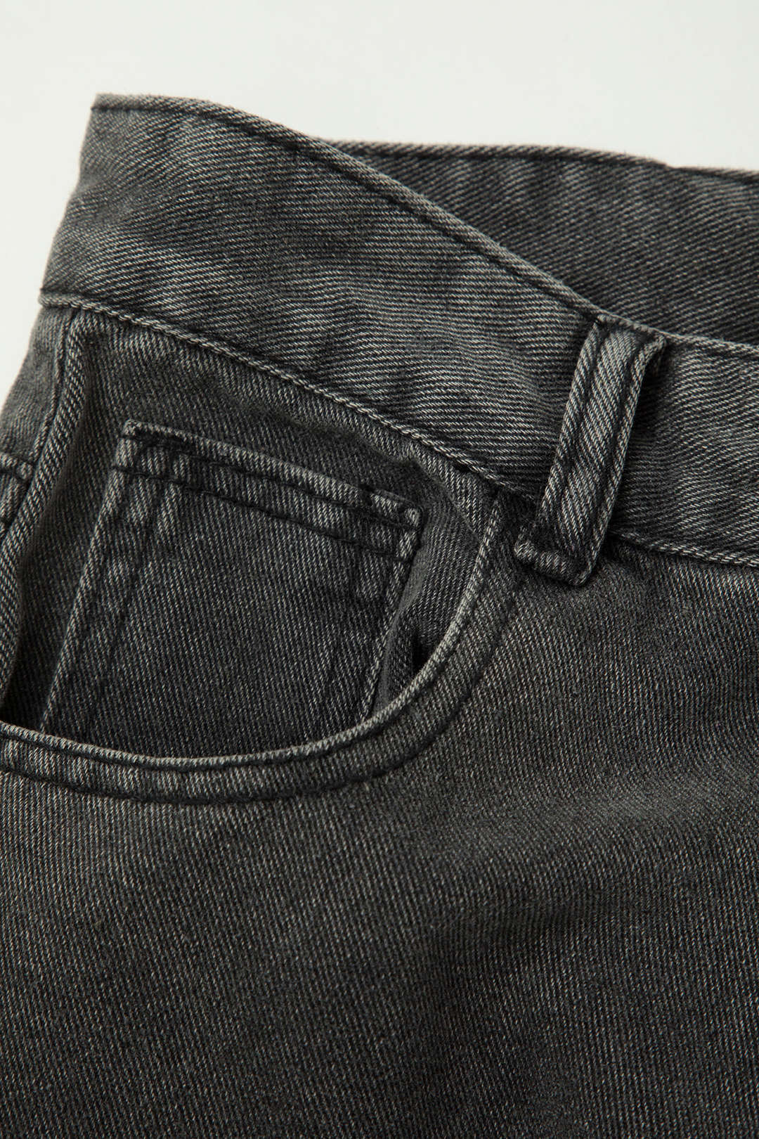 Çok Cepli Rulo Kenar Geniş Paça Kargo Jean