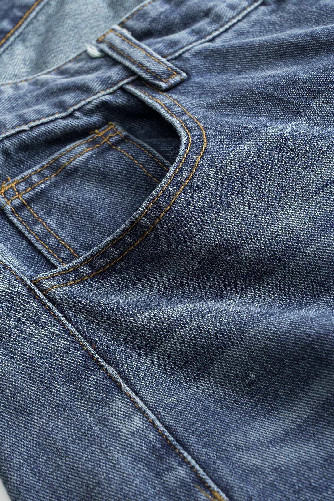 Denim Asimetrik Yüksek Bel Jeanler