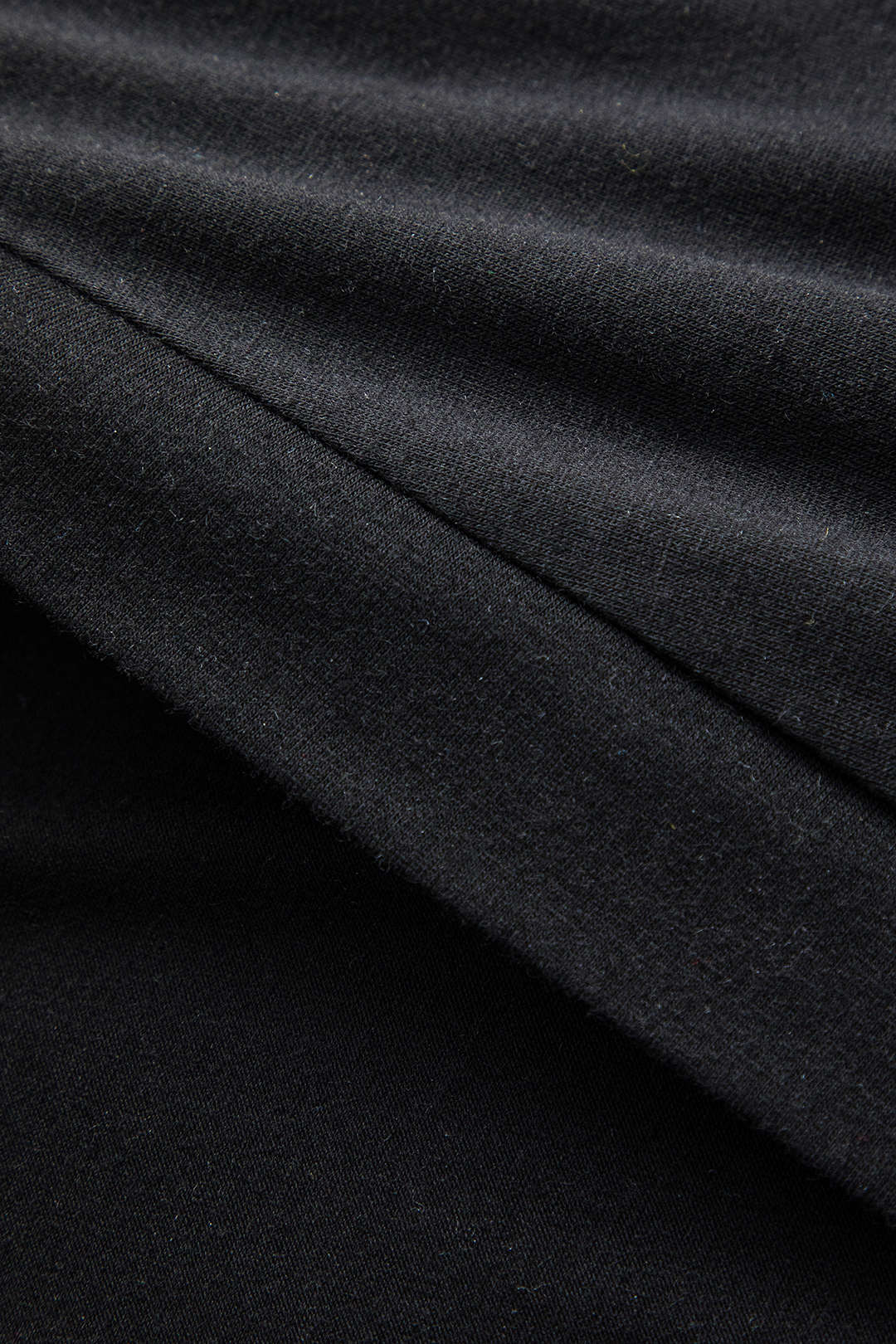 Deri Görünümündeki Kesişen V Yaka Uzun Kollu Bodysuit