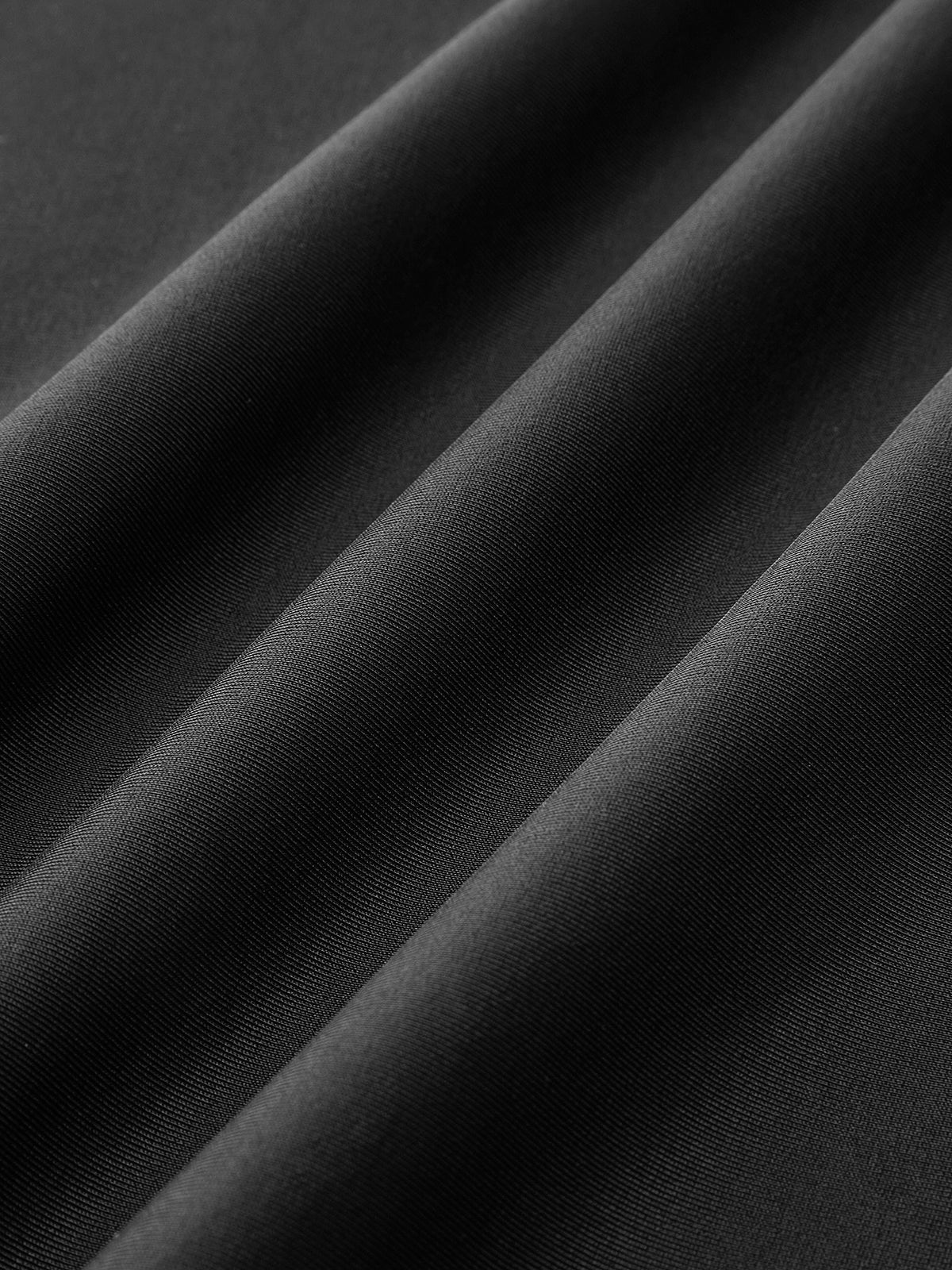 Şık Dönüş Sarong Etek Şık Metal Aksesuarlara Sahip
