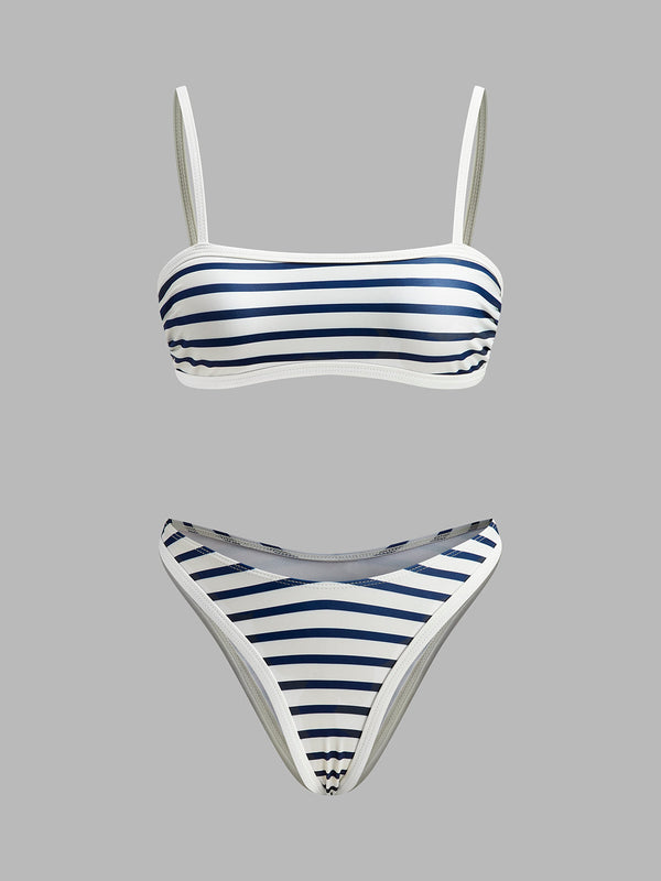 Şık Plaj Görünümü İçin Şık Deniz Çizgili Yüksek Kesim Bikini