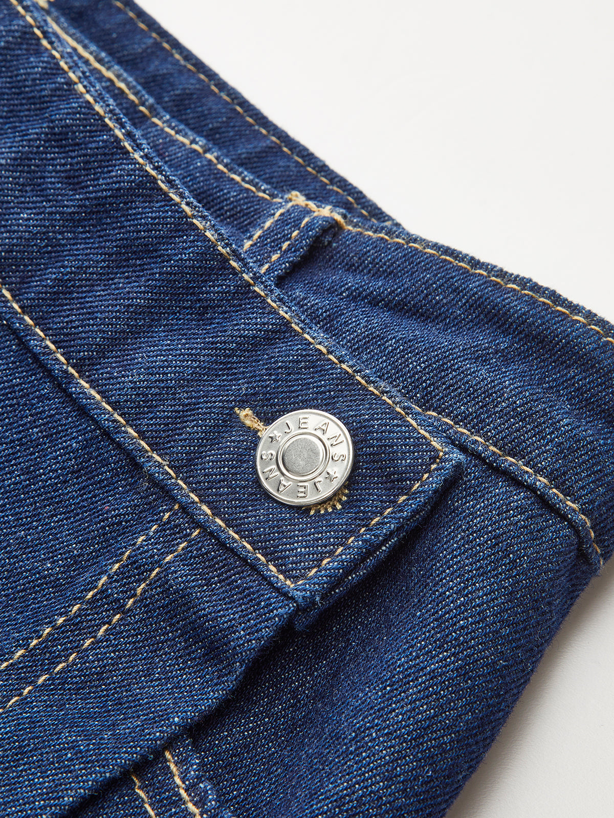 Şık Denim Kısa Takım Cep Detayı