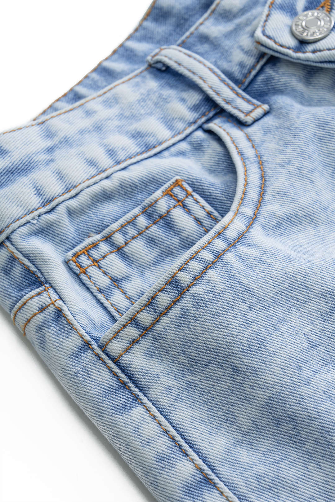 Denim Yüksek Bel Yırtık Şort