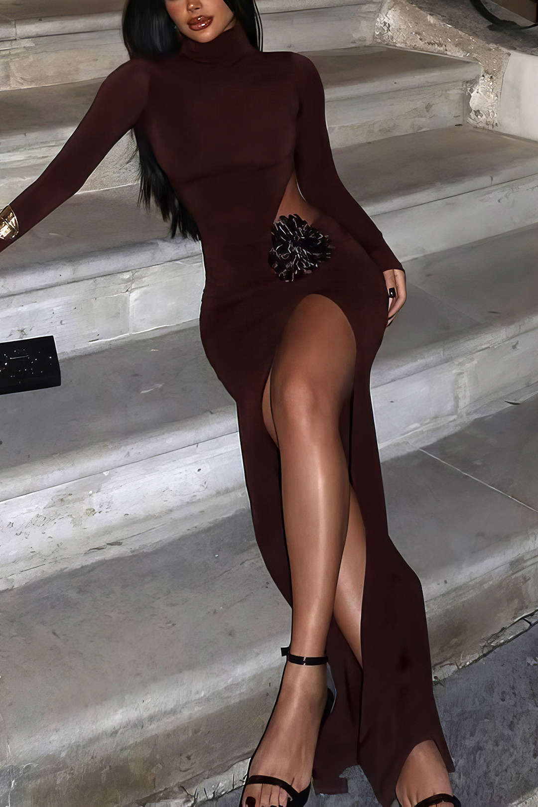 3D Çiçekli Yırtmaçlı Uzun Kollu Maxi Elbise